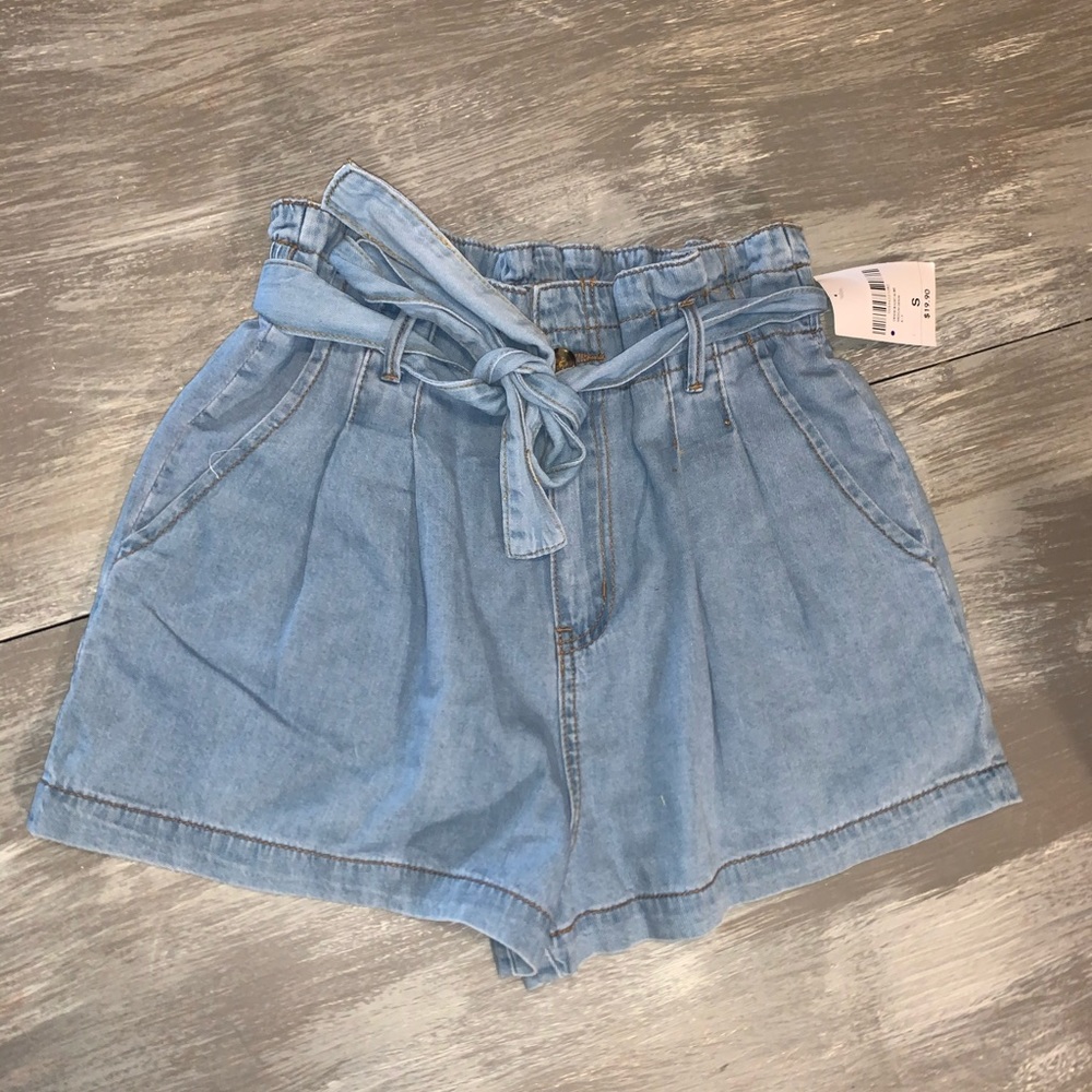 Forever 21 Shorts Size S NEW WITH TAGS